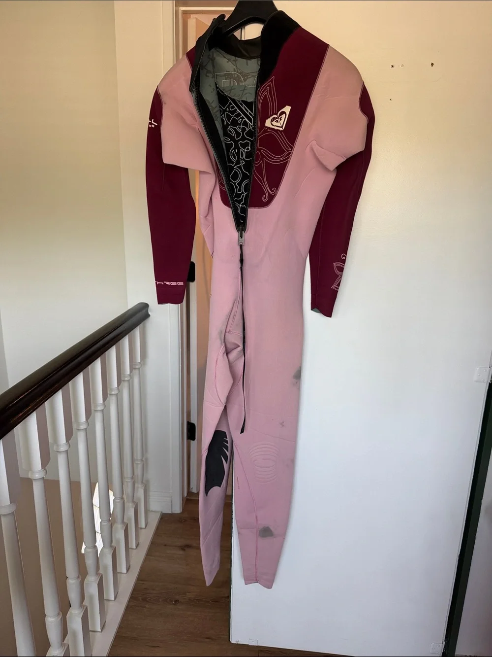 Roxy Women Pink and Burgundy Full-Length Wetsuit One-Piece